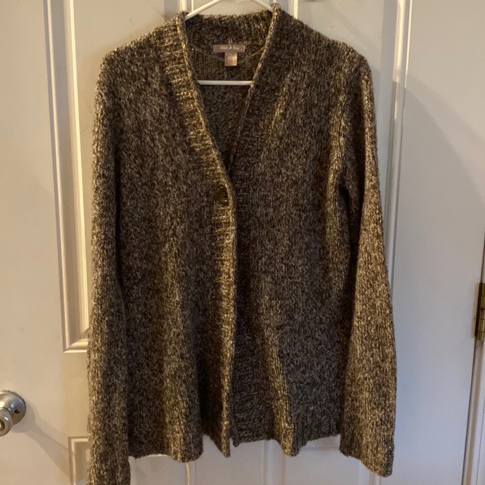 Woman’s size medium brown & white sweater